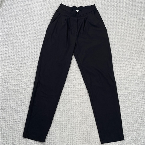 Lululemon Essential High-Rise Trouser Pants Pleat Tapered Leg Women’s 2 Black - Picture 5 of 11